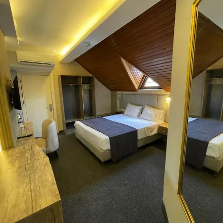 Yeni Sevcan 5* イスタンブール